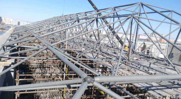 崇州细数网架装配中抉择应用钢结构对室第的优势